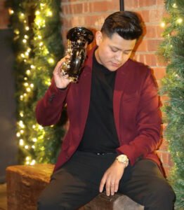 Professional Mexican saxophonist available for weddings, corporate events, private parties, and special celebrations throughout New York. Bringing vibrant energy, elegance, and an unforgettable live music experience to every event. Secure your date with a formal contract and guaranteed professionalism.